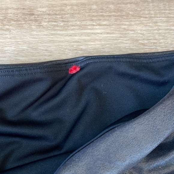 SPANX Faux Leather Leggings sz M - Picture 6 of 9